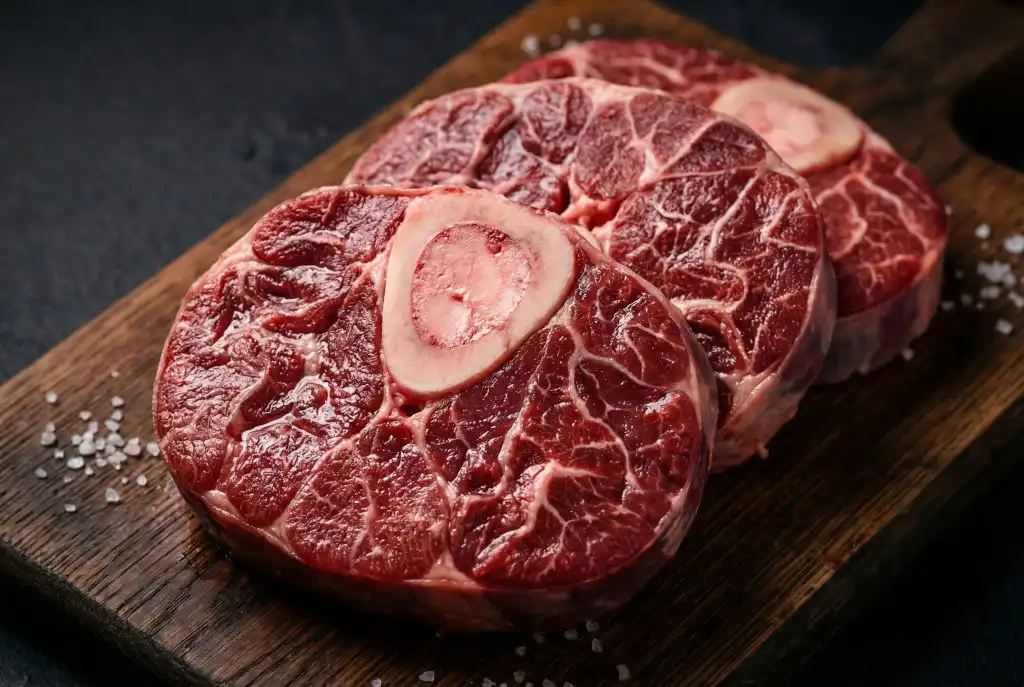 The Complete Guide to Australian Beef Cuts: How the Carcass Breaks Down 6 Raw osso buco meat on wooden board